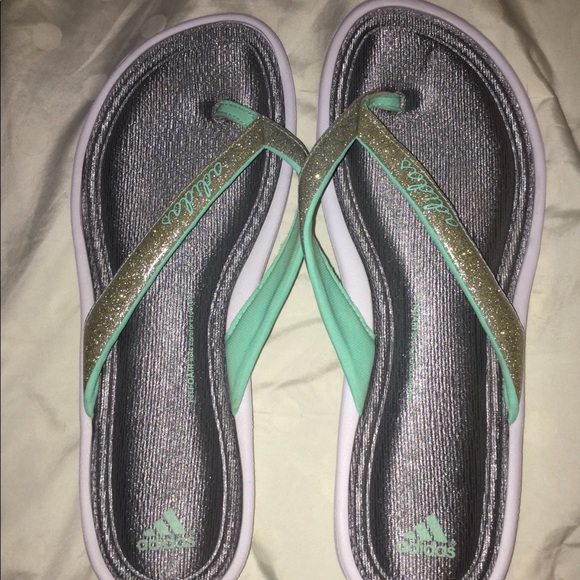 adidas Shoes - Adidas flip flops